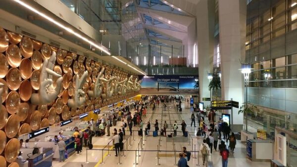فرودگاه بین‌المللی ایندیرا گاندی